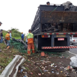 Carga Recuperada Caminhão Tomba na Tijuca e Mega Reguladora Evita Prejuízos